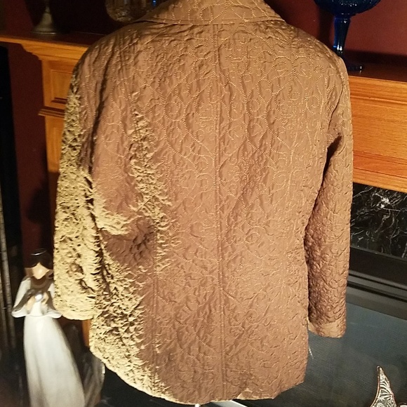 R.Q.T. Plus size quilted jacket. - Picture 4 of 6